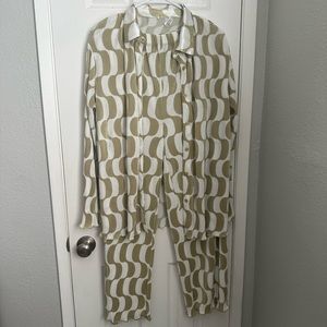 Princess Polly lime green and white set